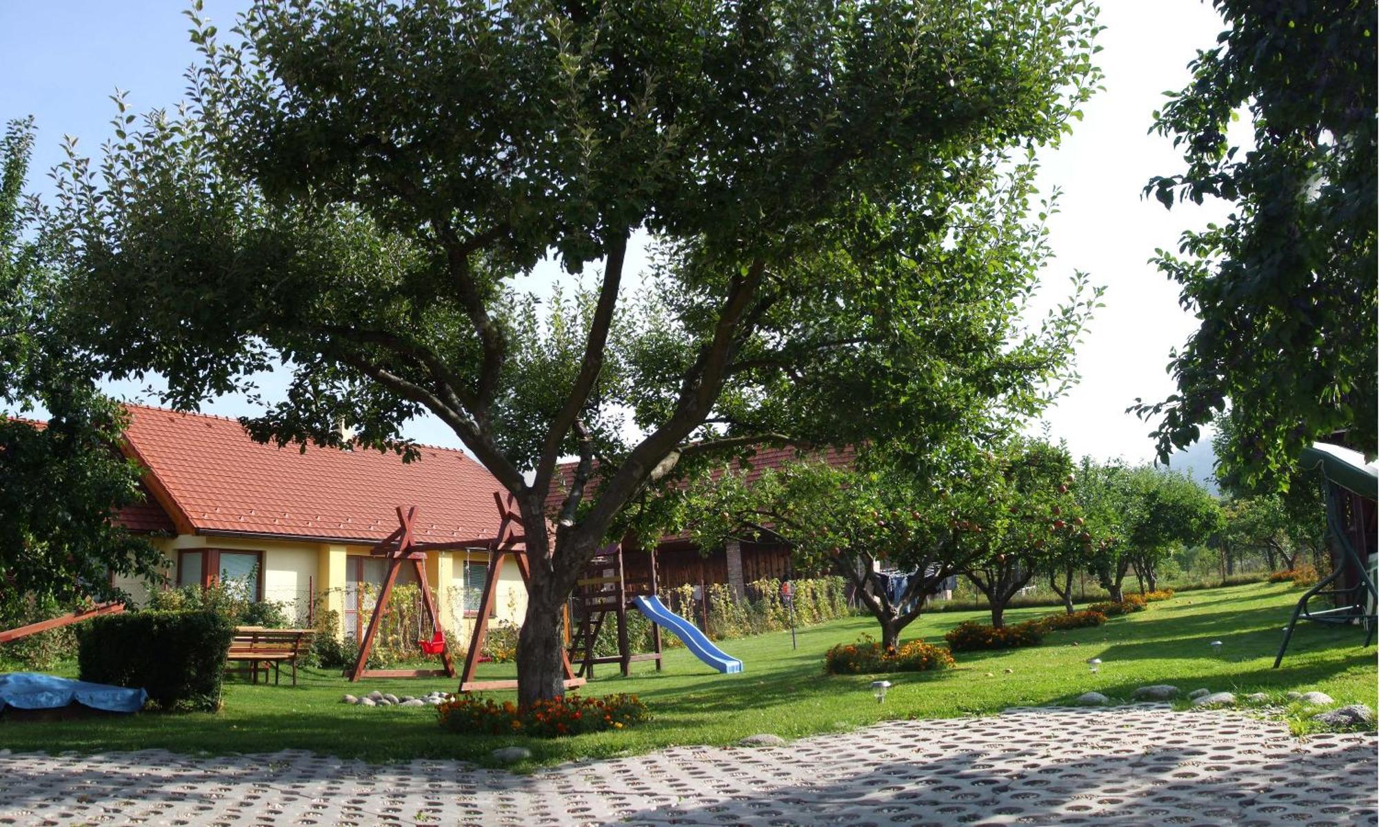 Agami T Villa Pavcina Lehota  Exterior photo